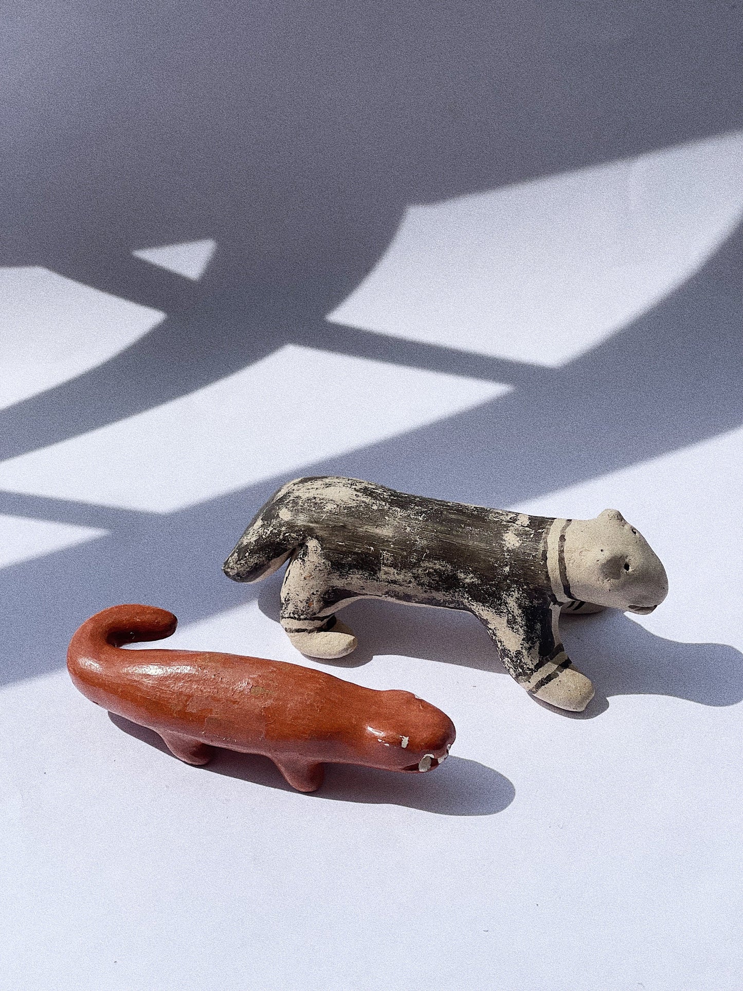 Dupla de animais em cerâmica artesanal